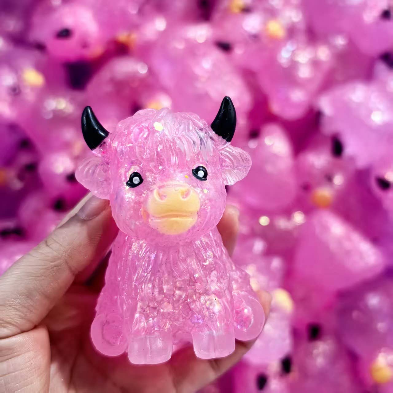 Highland cow squishy toy