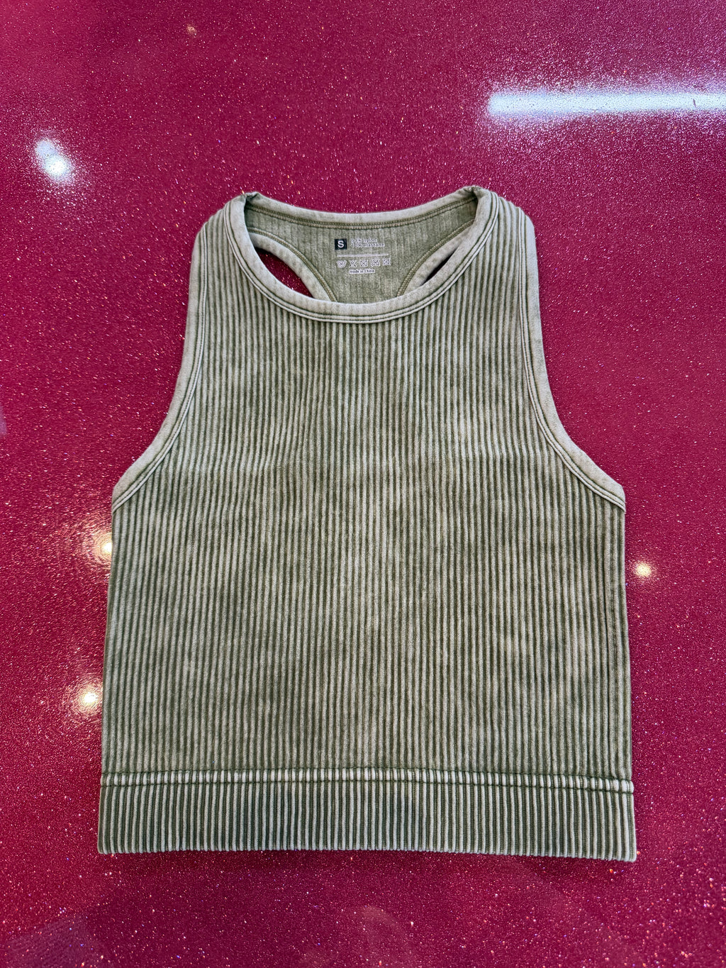 Ribbed tanks