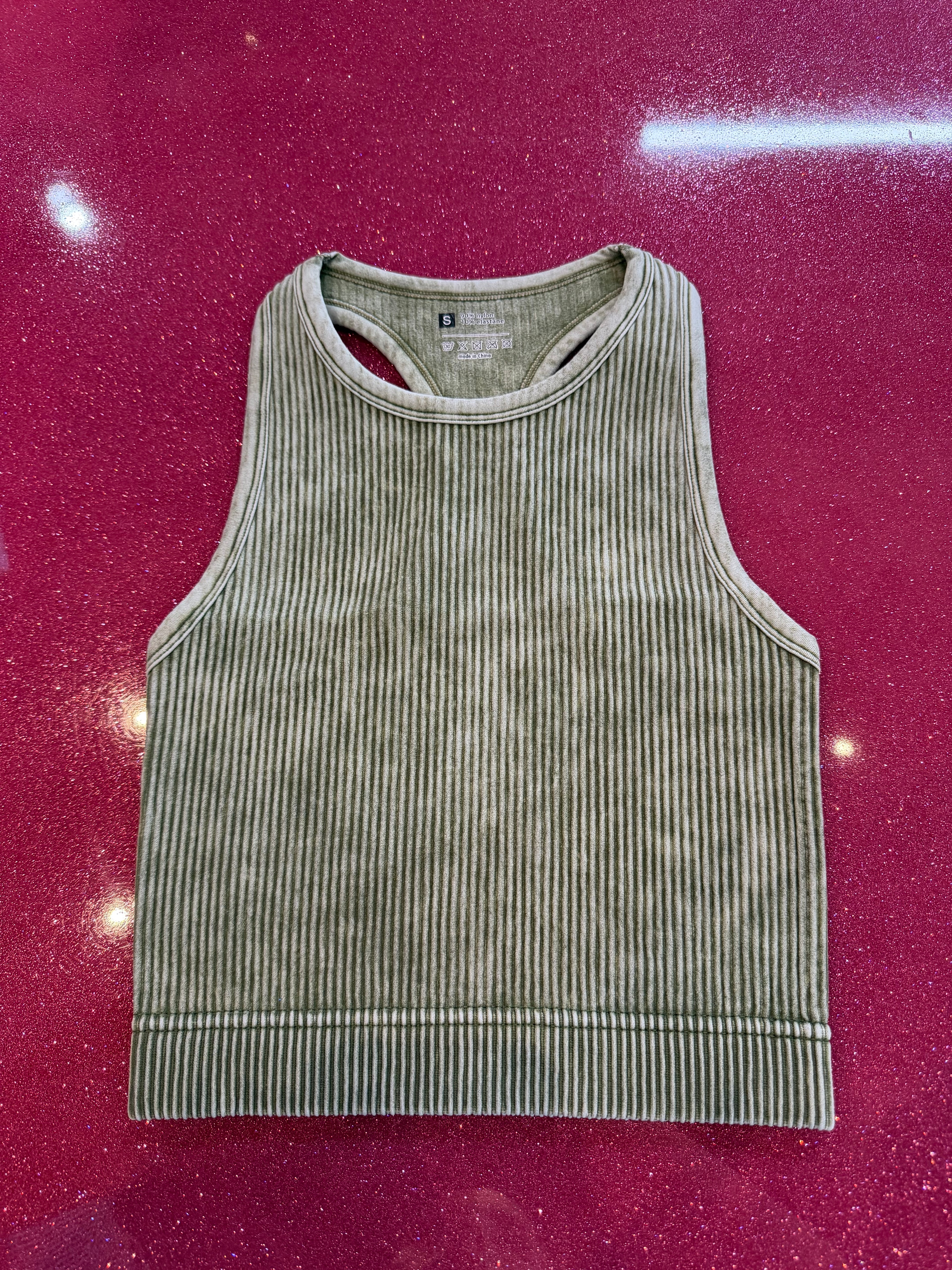Ribbed tanks