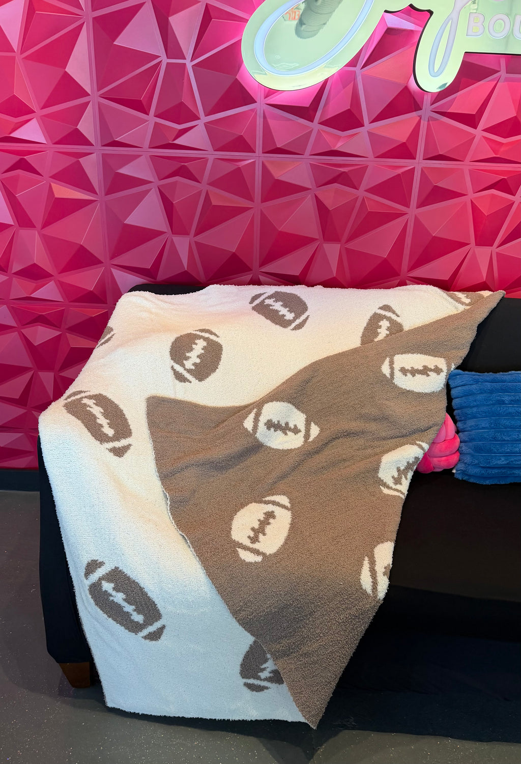 Game Day Cozy Throw