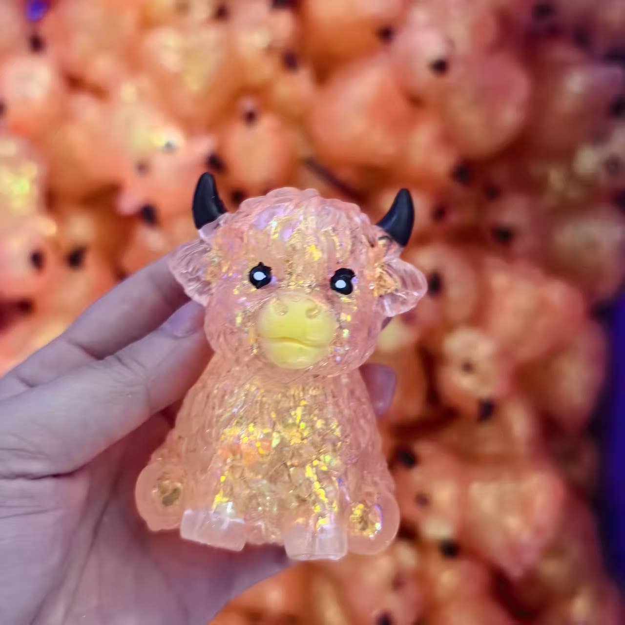 Highland cow squishy toy